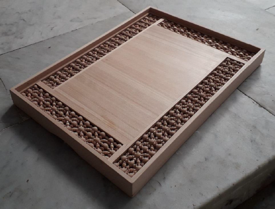 Handcrafted Wooden Cheese Platter - صينية الجبن الخشبية المصنوعة يدويًا