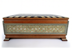 Handcrafted Inlaid Wooden Box – صندوق خشبي مطعم يدويًا