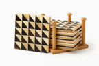 Handcrafted geometric coaster Featuring a striking mosaic - قاعدة أكواب هندسية مصنوعة يدويًا تتميز بفسيفساء مذهلة