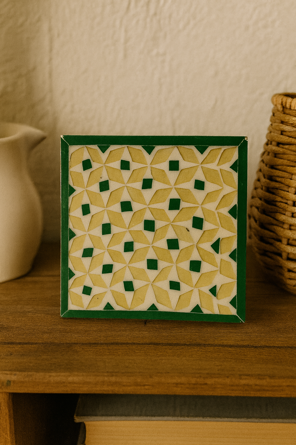 Green &amp; Gold Geometric Mosaic Coaster - كوستر فسيفسائي هندسي بالأخضر والذهبي